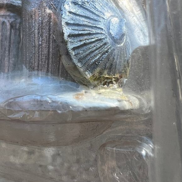 Lemax No. 97528 2004 Trash Bandits Raccoons Figurine and Archway Fence Set - Picture 7 of 10